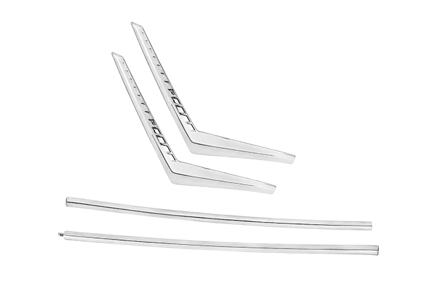 Rear Upper Dark Chrome Garnish | Victoris