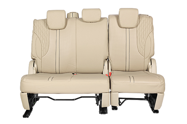 Seat Cover Luxe Black Tread Highlight | Ertiga (All Variant)